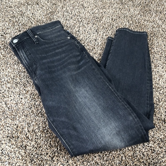 *2/$90, 3/$80 4/$70* J. Crew Toothpick Crop Jean, NWOT - Picture 6 of 6